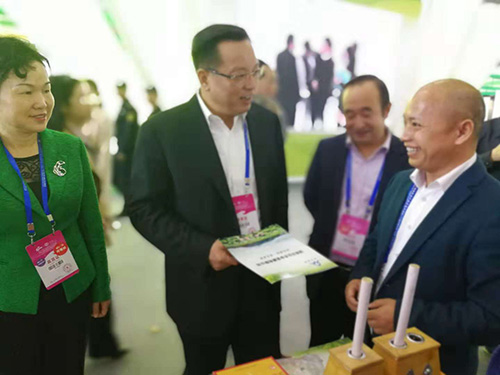 懷化市市長(zhǎng)雷紹業(yè)視察漢眾農(nóng)業(yè)